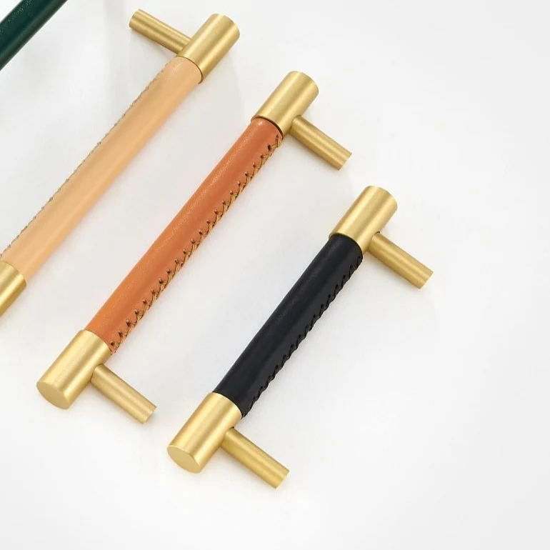Kara Solid Brass & Leather Handle | Gold & Beige - Image 5